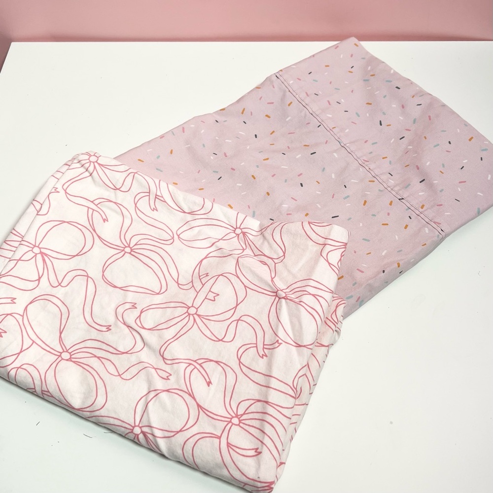 Y2K mcbling pink coquette bow and sprinkle pillow case set